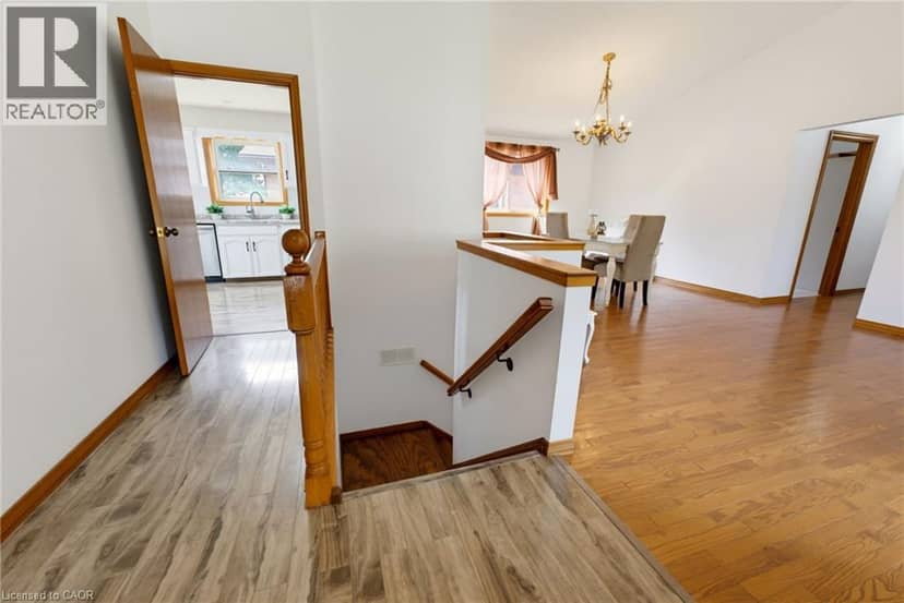 35 WINDY RIDGE Drive — photo 20 of 39