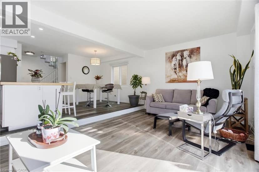 15 CANNES Street — photo 17 of 40