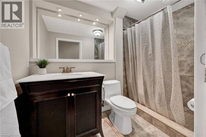 42 BLACKWELL Drive — photo 21 of 36