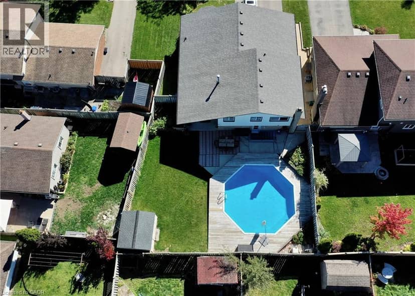 42 BLACKWELL Drive, Kitchener, photo 2