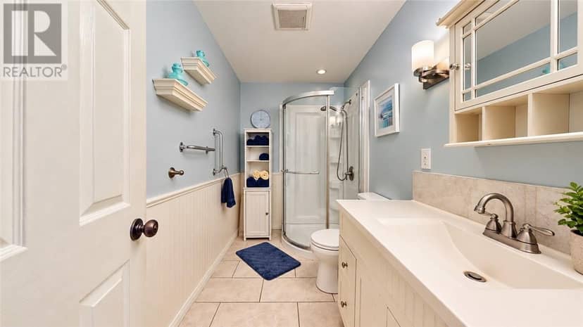 17A Silver Bay Road — photo 10 of 40