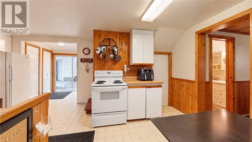 17A Silver Bay Road — photo 15 of 40