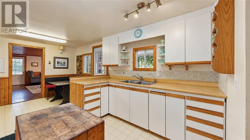 17A Silver Bay Road — photo 16 of 40