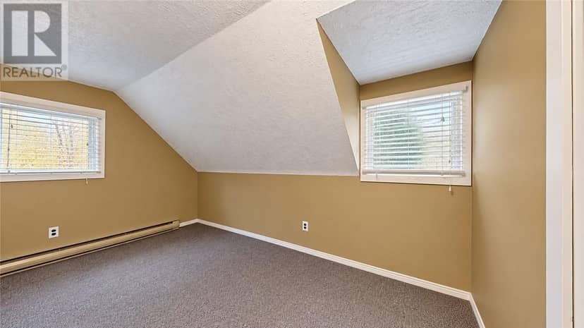 17A Silver Bay Road — photo 33 of 40