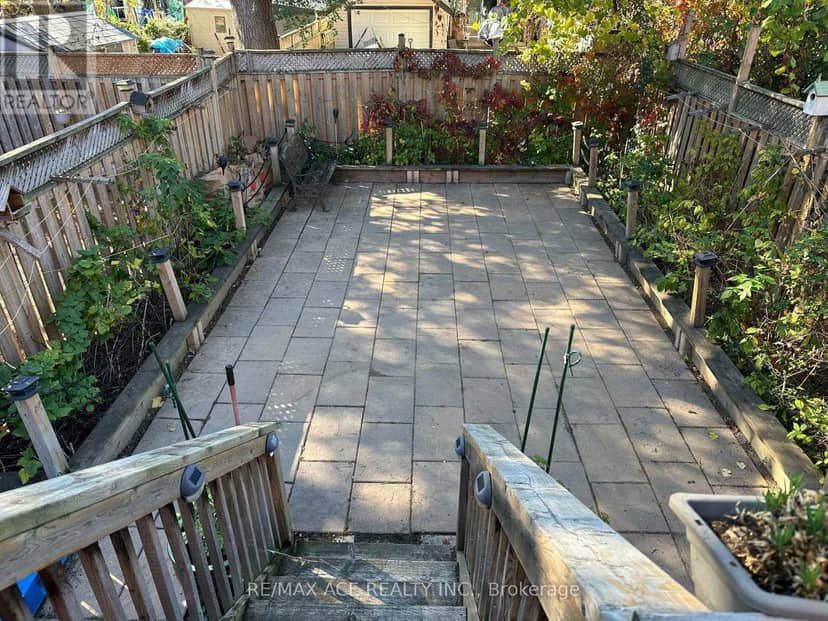 48A Leyton Avenue — photo 22 of 23
