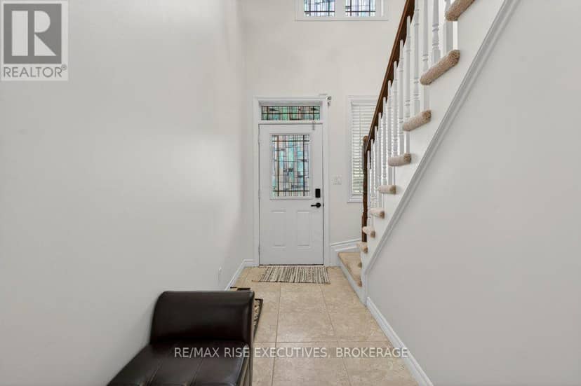 1543 Providence Crescent, Kingston, photo 6
