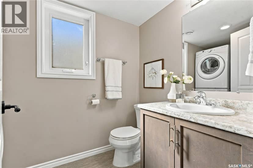 317 G Avenue S — photo 11 of 40