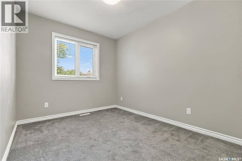317 G Avenue S — photo 21 of 40