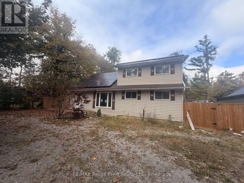 11 Edgewood Drive, Kawartha Lakes, photo 3