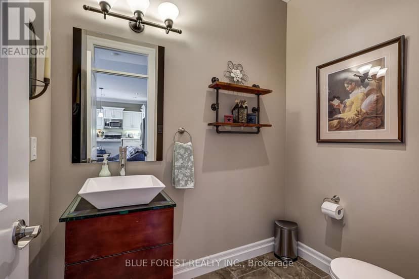 2058 Westpoint Heights — photo 11 of 40