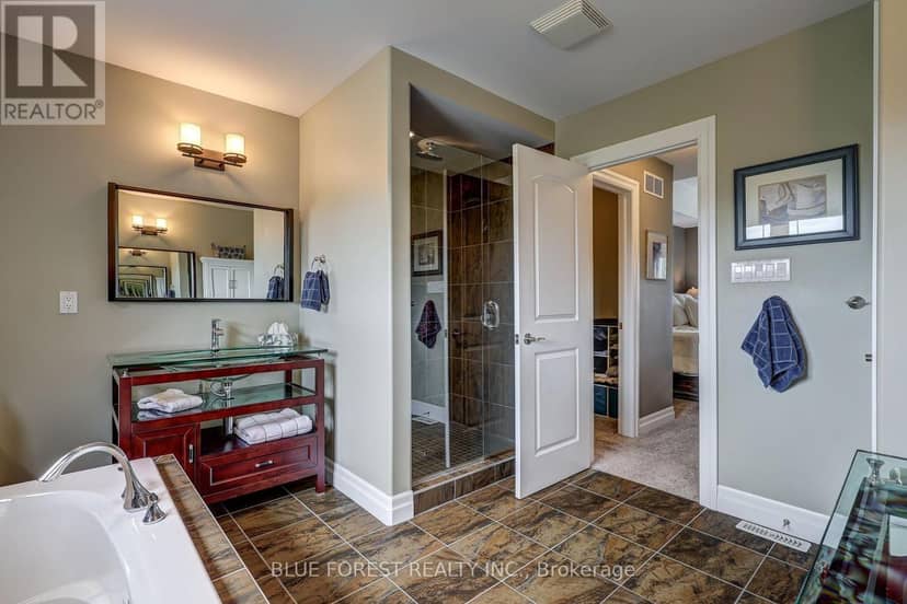 2058 Westpoint Heights — photo 37 of 40