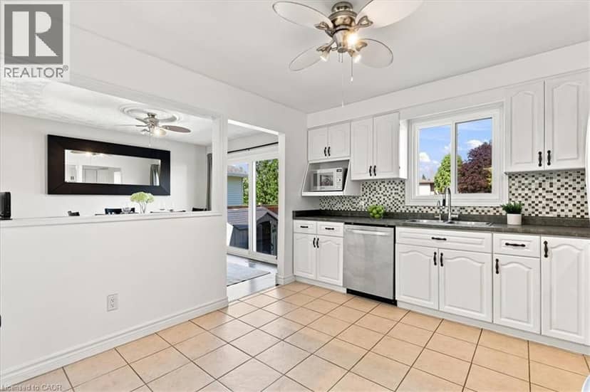 79 FENNEL Street — photo 13 of 40