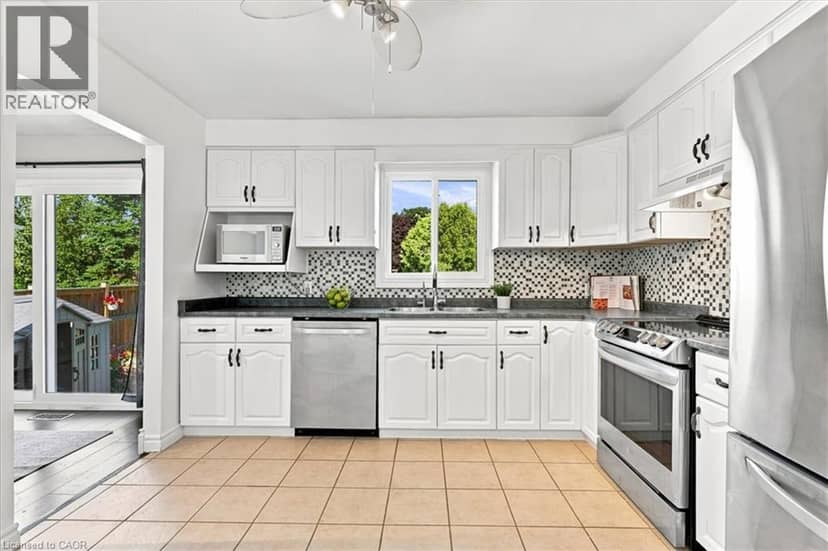 79 FENNEL Street — photo 12 of 40