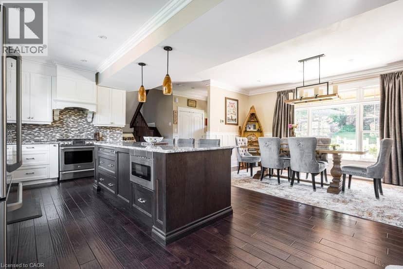 381 WOODWORTH Court — photo 12 of 40