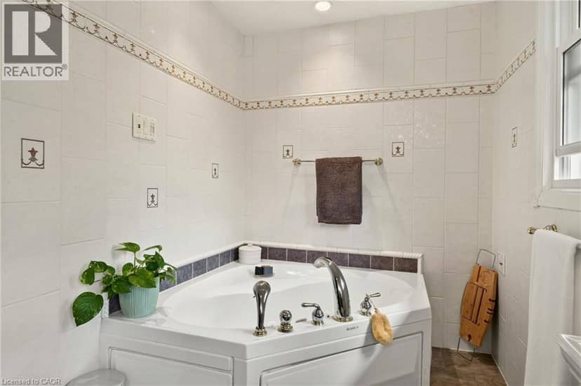 29 WOODSIDE Drive — photo 27 of 40