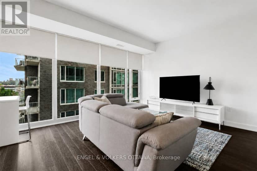 610 - 111 Champagne Avenue S — photo 11 of 40