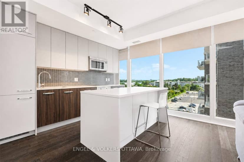 610 - 111 Champagne Avenue S — photo 16 of 40
