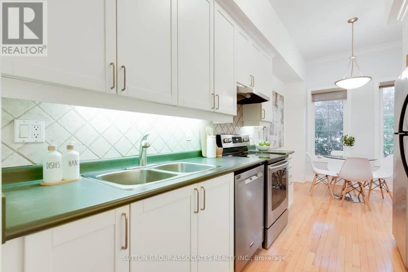 2B Alcina Avenue, Toronto, photo 7