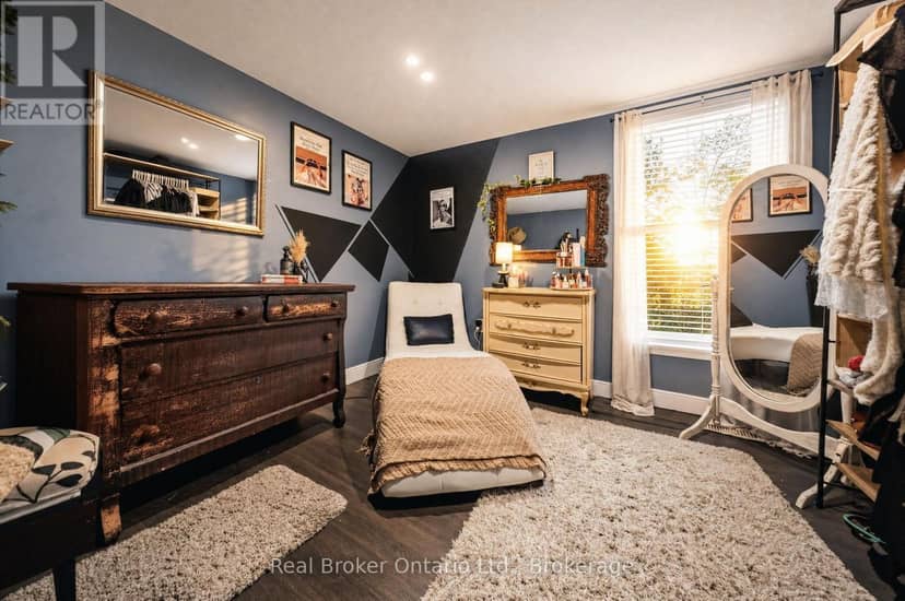 139 Superior Street — photo 14 of 22