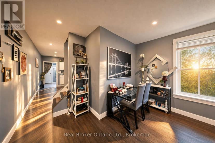 139 Superior Street, Brantford, photo 6