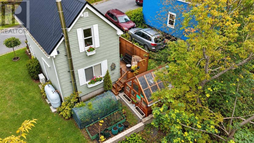 10 Oak Street — photo 29 of 31