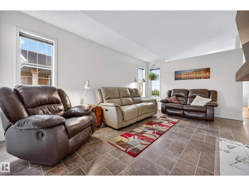 245 River Pt NW NW — photo 9 of 40