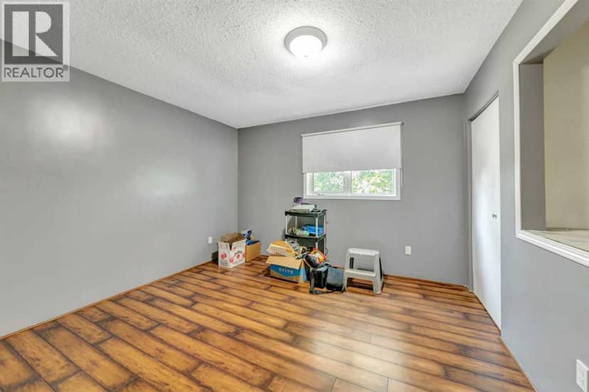 3409 45A Avenue — photo 16 of 33