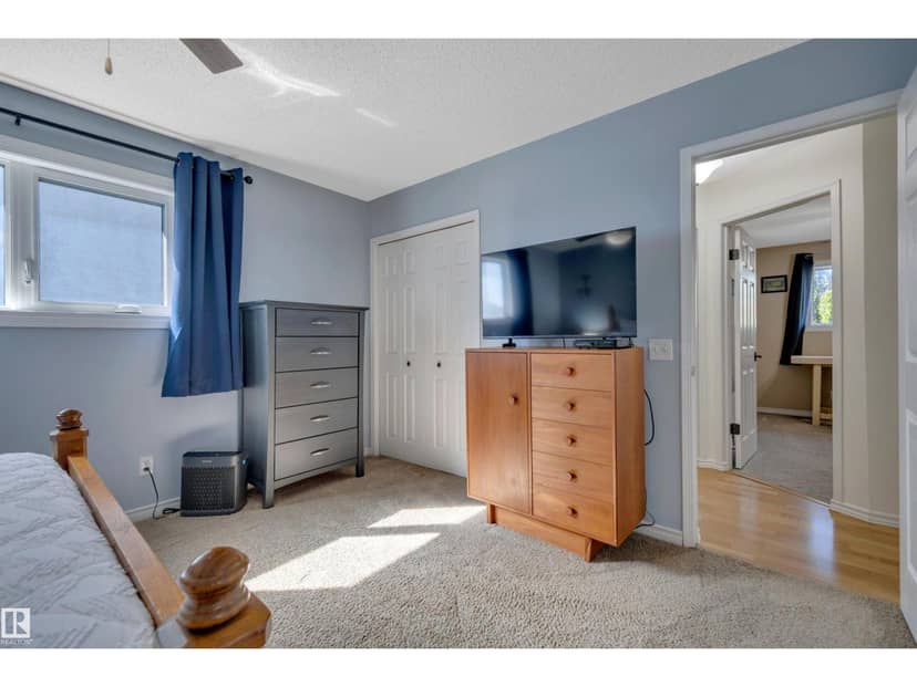 5735 152A AV NW — photo 19 of 40