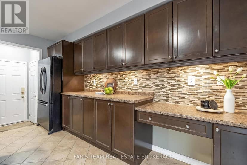 27 Kidd Crescent — photo 6 of 27