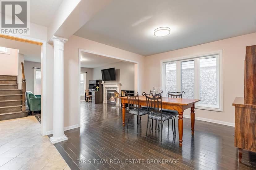 27 Kidd Crescent — photo 7 of 27
