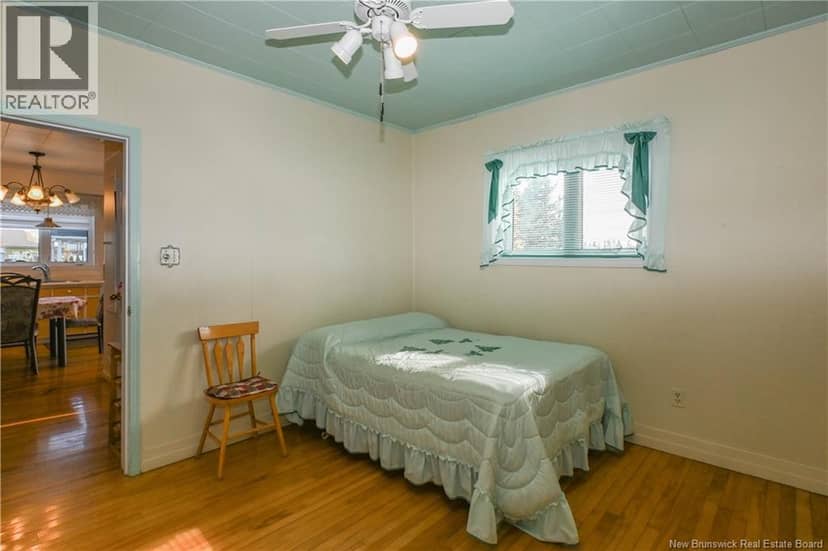 8200 Saint-Paul Street — photo 24 of 40