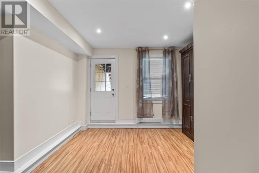 34 Freshwater Road — photo 18 of 21