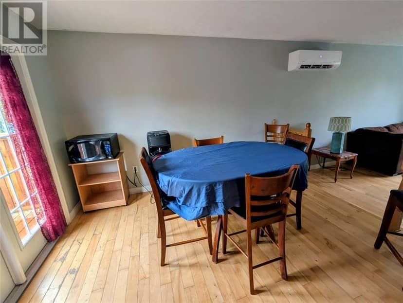 55 Main Street, Frederickton, photo 4