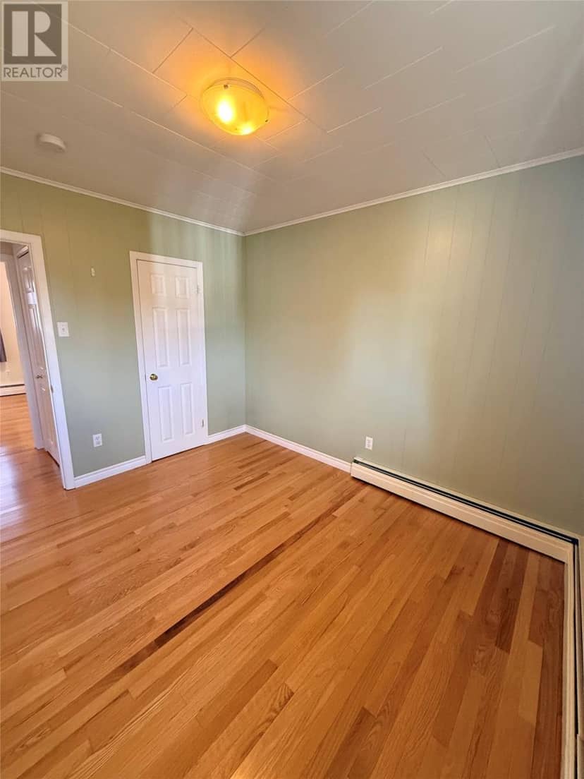 4 Cartwright Street — photo 17 of 29