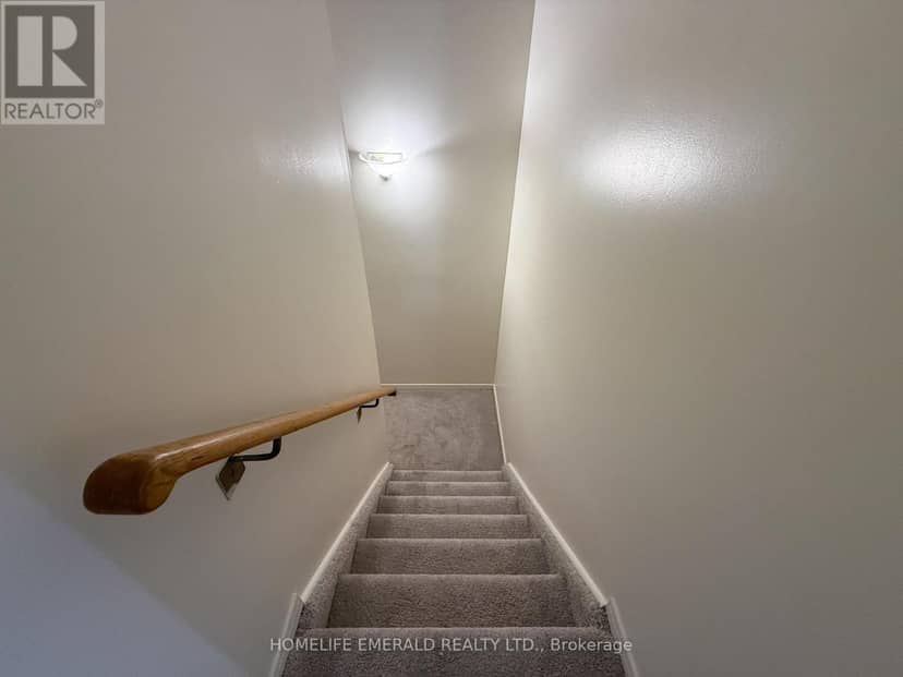 8 - 14 Shadowood Road — photo 13 of 27