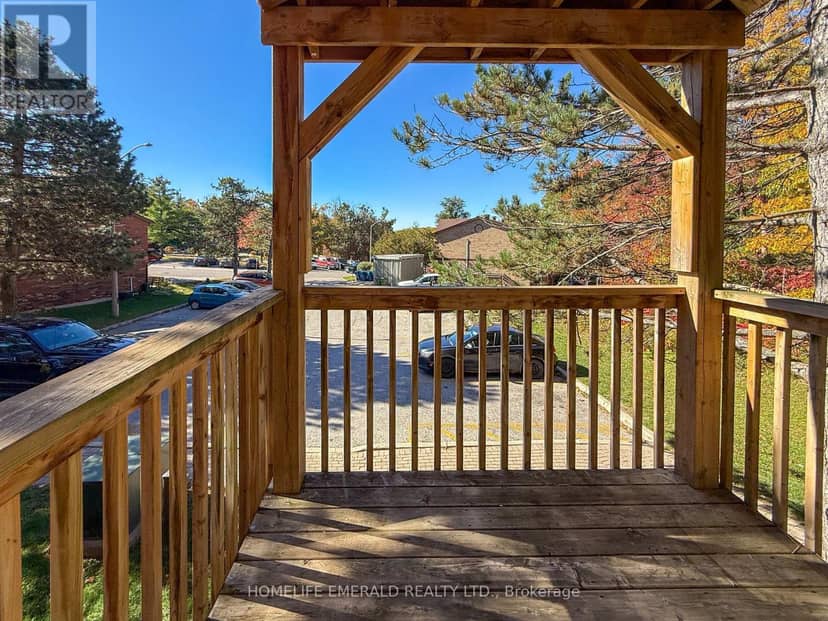 8 - 14 Shadowood Road — photo 26 of 27