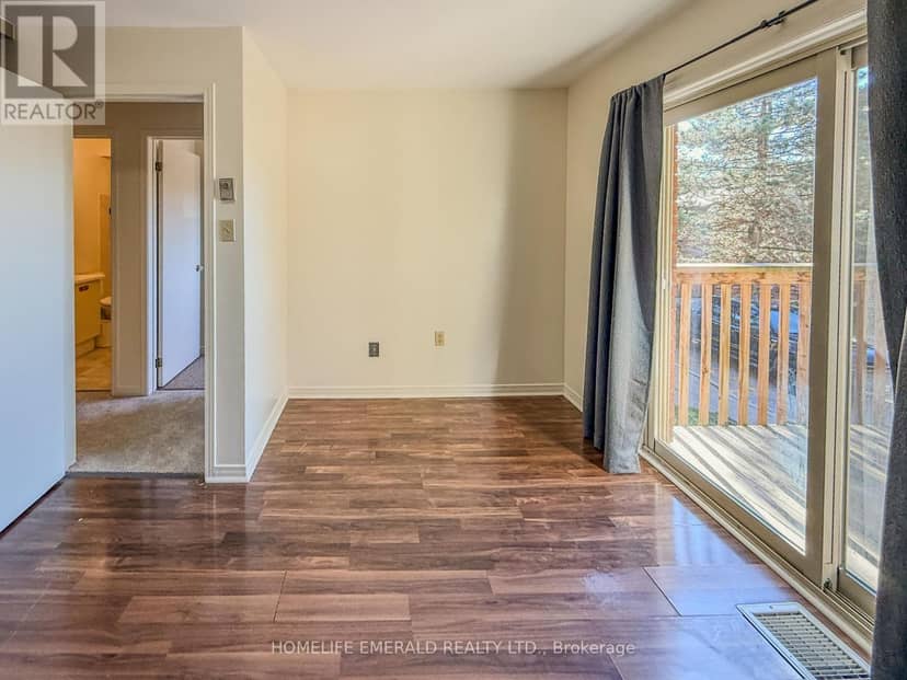 8 - 14 Shadowood Road, Barrie, photo 8
