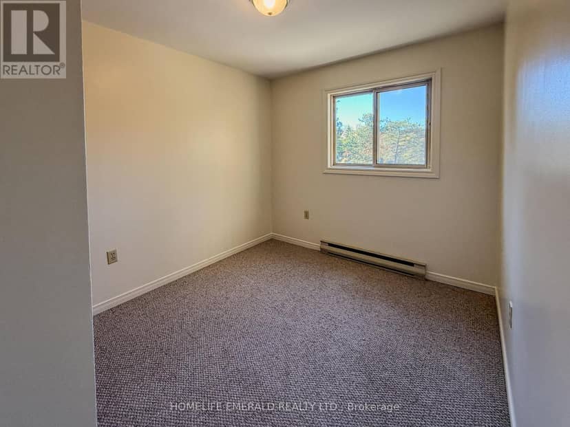 8 - 14 Shadowood Road — photo 9 of 27