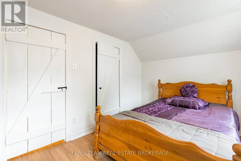 308 Russell Street — photo 18 of 32