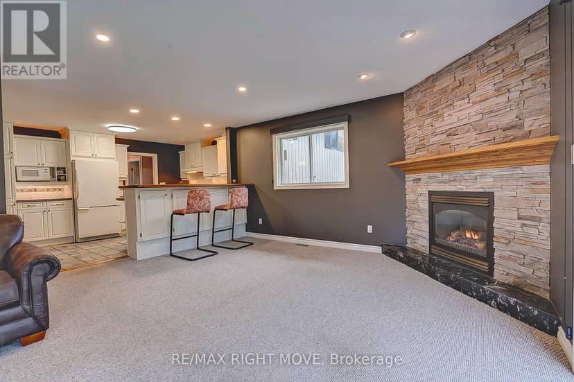 456 Jamieson Drive — photo 11 of 40