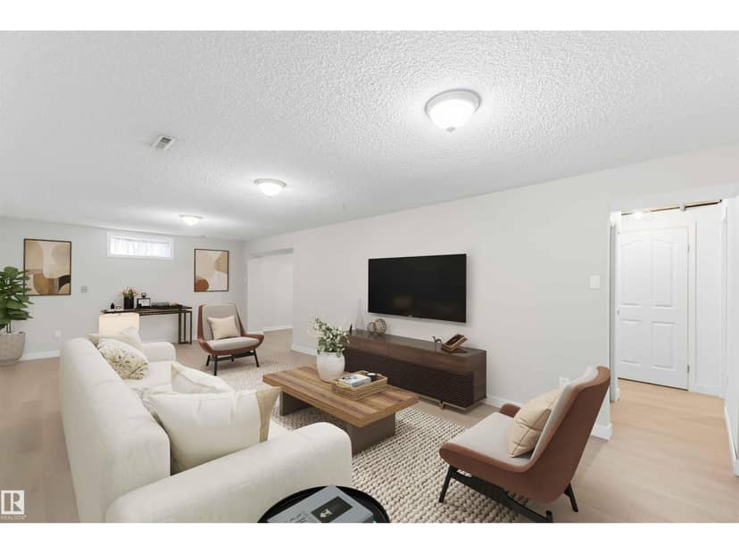6207 146 AV NW — photo 37 of 40