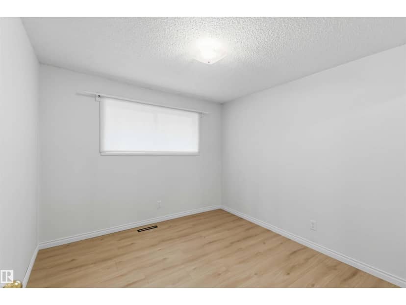 6207 146 AV NW — photo 29 of 40