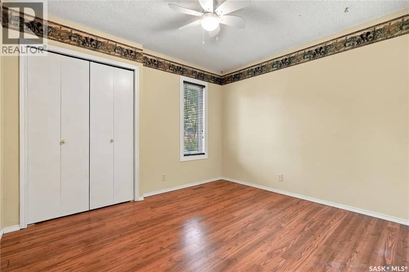 65 Meadow ROAD — photo 17 of 33