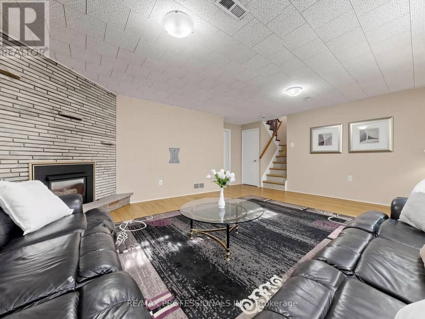 32 Summitcrest Drive — photo 32 of 39