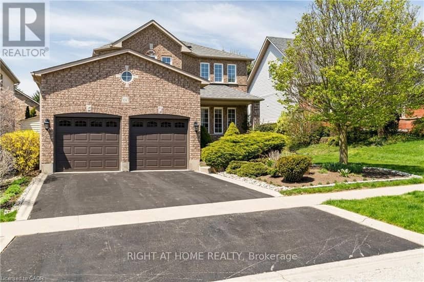106 Moore Crescent, Hamilton, photo 4