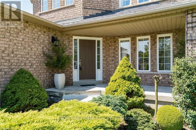 106 Moore Crescent, Hamilton, photo 6