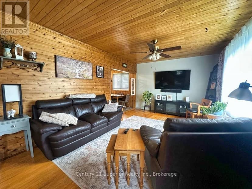 79 Brompton Road, Red Rock, photo 8