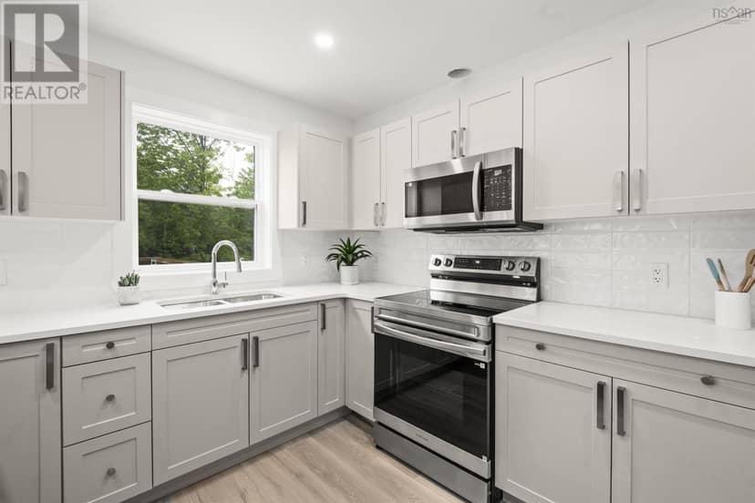 38 Warner Drive — photo 14 of 37