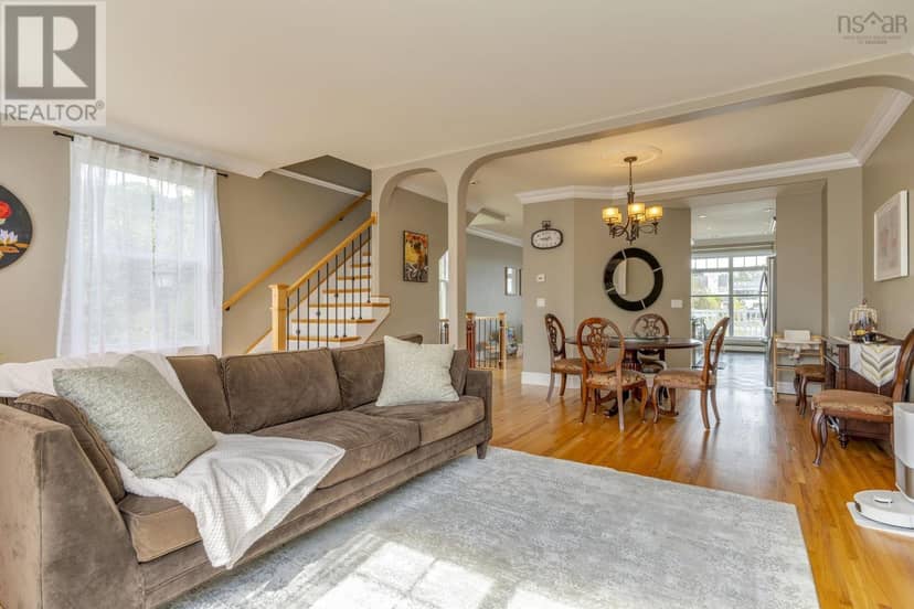 1 Arthur Lismer Court, Bedford, photo 8