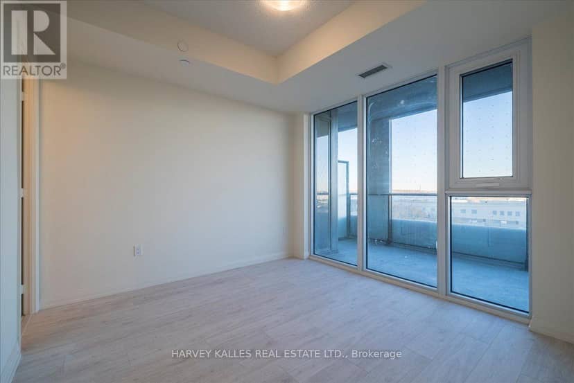 411 - 8960 Jane Street — photo 31 of 40